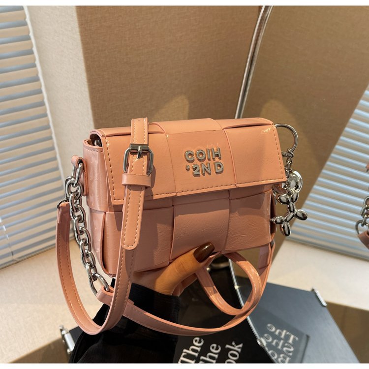 Vintage new style niche high-value small square bag woven fashion small bag single-shoulder versatile crossbody bag