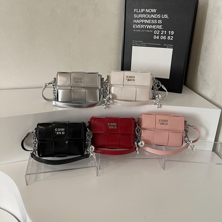 Vintage new style niche high-value small square bag woven fashion small bag single-shoulder versatile crossbody bag
