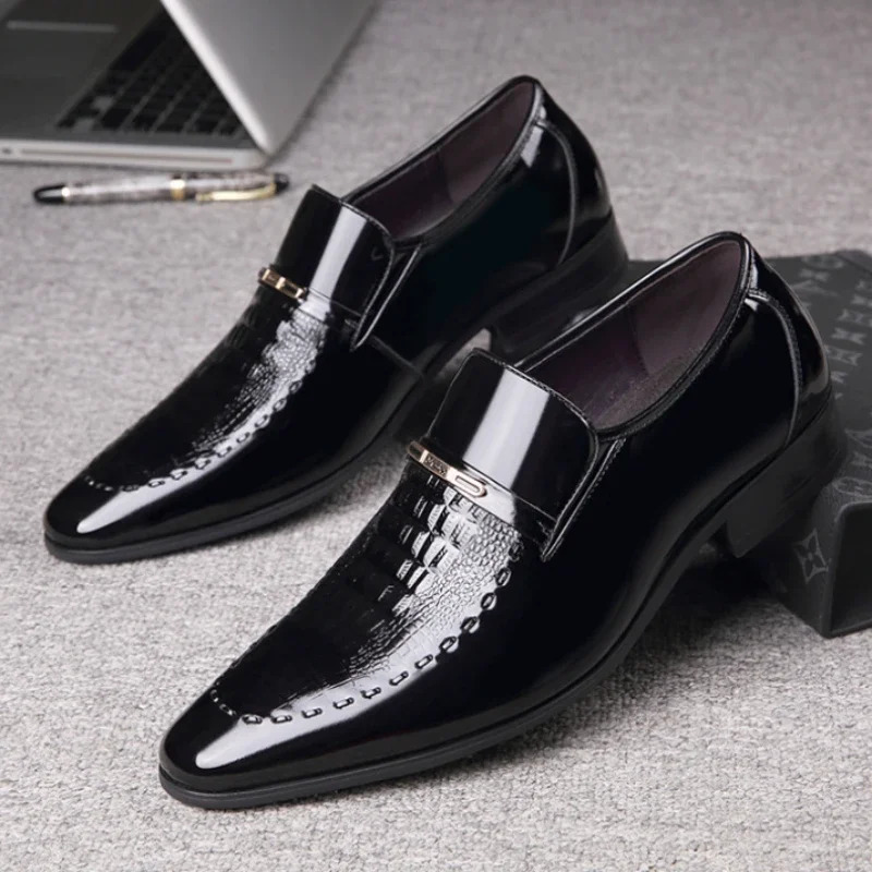 Men Leather Shoes Business Classic Office Shoes for Men Pattern Men Dress Shoes Breathable Casual Shoes 251106