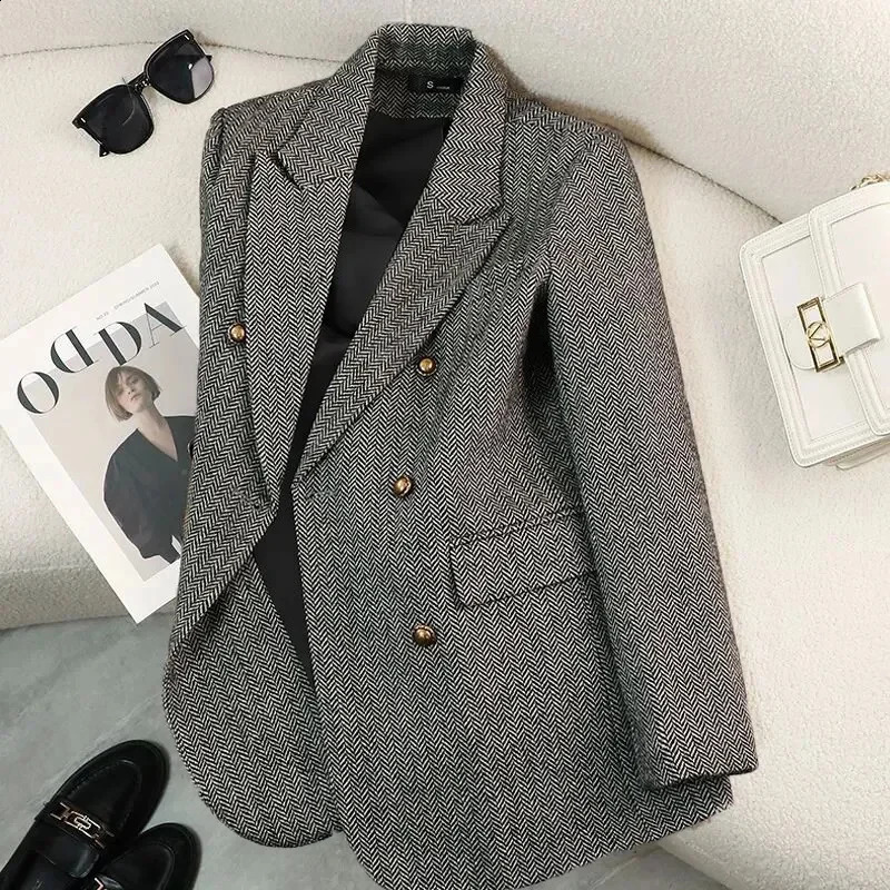 2025 Spring Womens Coat AutumnWinter High Fashion n Perception Versatile Herringbone Pattern Set Jacket Casual Top 250407