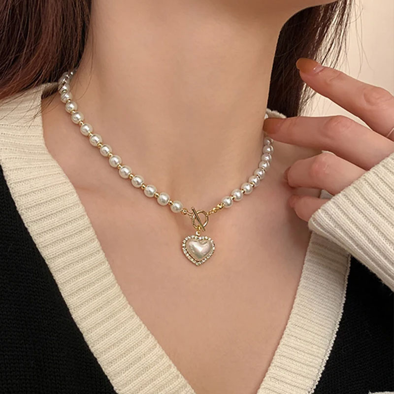 Elegant Pearl Necklace For Women Heart Pendant Necklaces Luxury Imitation Pearls Chain Necklaces Korean Jewelry Girls Gifts