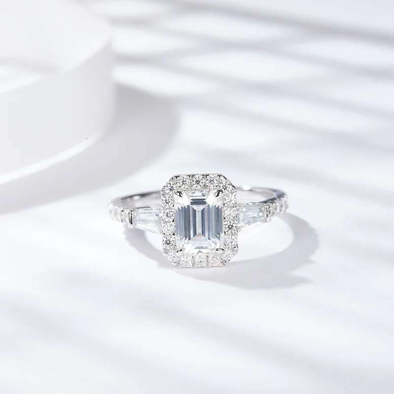 Full Moissanite Diamond D Color Emerald Ladys Ring S925 Sterling Sliver 18K Gold Plated Rings Fine Jewelry for Women