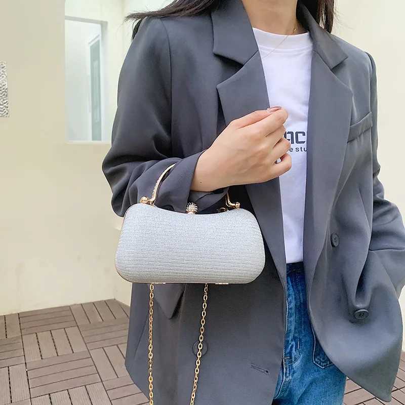 2025 New Trendy Womens Bag Texture Exquisite Womens Bag Simple and Fashionable Small Bag Lock Shoulder Chain Crossbody BagT251110