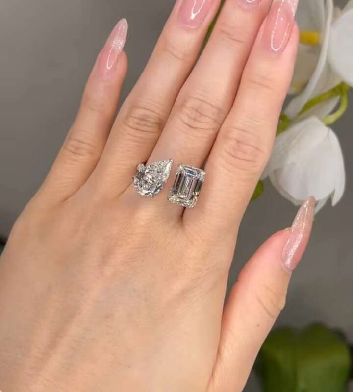 IGI Certificated 18K Solid Gold Wedding Promise Jewelry Women 5CT Emearld With 3CT Pear Cut Lab Grown Diamond Engagement Ring