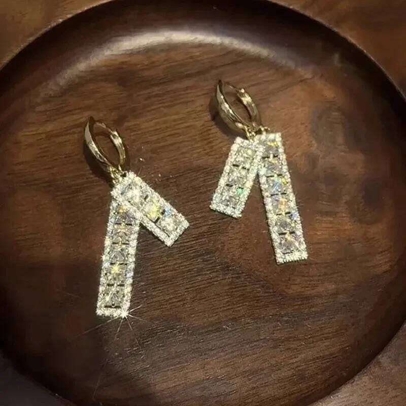 New Fashion Trend Unique Design Elegant And Exquisite Rectangular Zircon Earrings For Women Jewelry Wedding Party Premium Gifts