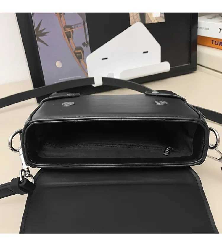 Minimalist Mens Shoulder Bag Fashionable Male PU Leather Crossbody Bags Small Flip Style Messenger bag for Men Designer HandbagT251110