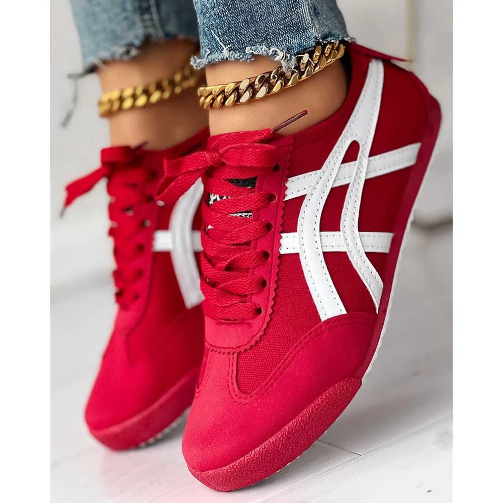 Womens eyeliner round toe CAP color lock sneaker autumn womens casual day flat shoes Korean spring autumn M250411