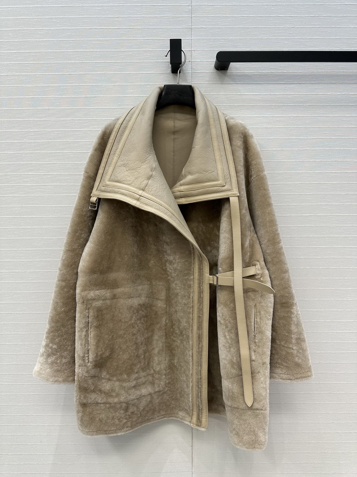 jackets womens womens jacket Leather jacket women leather jacket Fur and leather one-piece jacket winter jacket women designer leather jacket suede jacket women