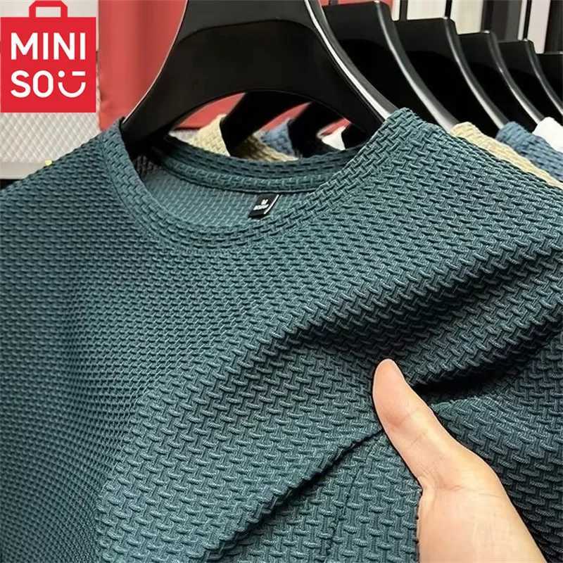 Mini bamboo mesh ice silk T-shirt mens short sleeved round neck new mens bottom shirt summer solid color mens top M250411