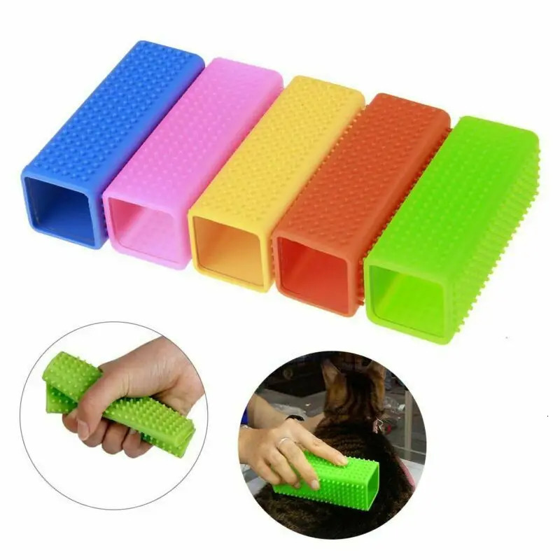 1PCS Pet hair Removal brush Dog cat removal Effective pet silicone hollow rubber cleaning 251110