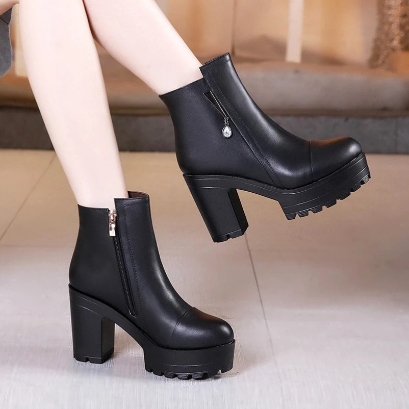 Small Size 32-43 Block High Heels Boots Women Fur Shoes Winter Soft Leather Thick Platform Ankle Boots Black Mother Office 251110
