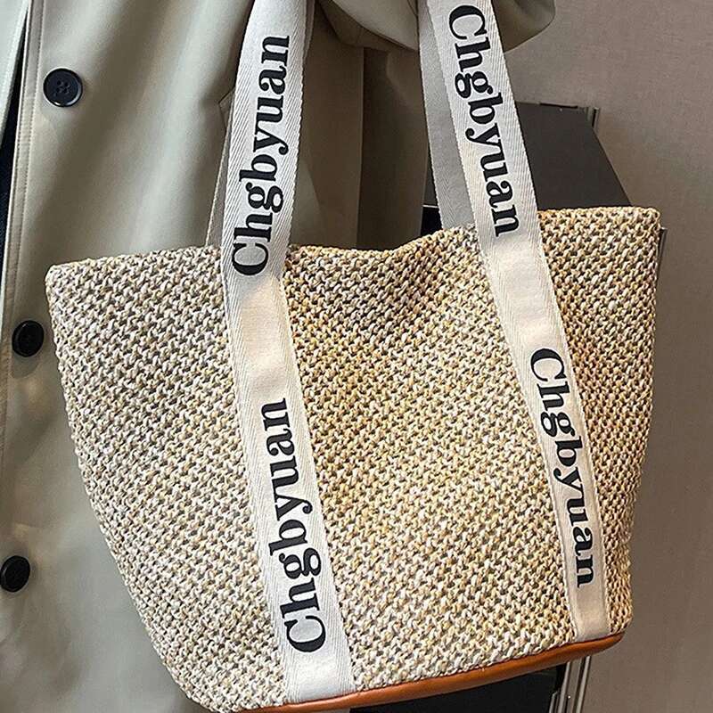 New Popular Grass Handmade Woven Beach Bag Retro Countryside Style Handbag Portable Hot Large Capacity Casual Tote Fashion bags