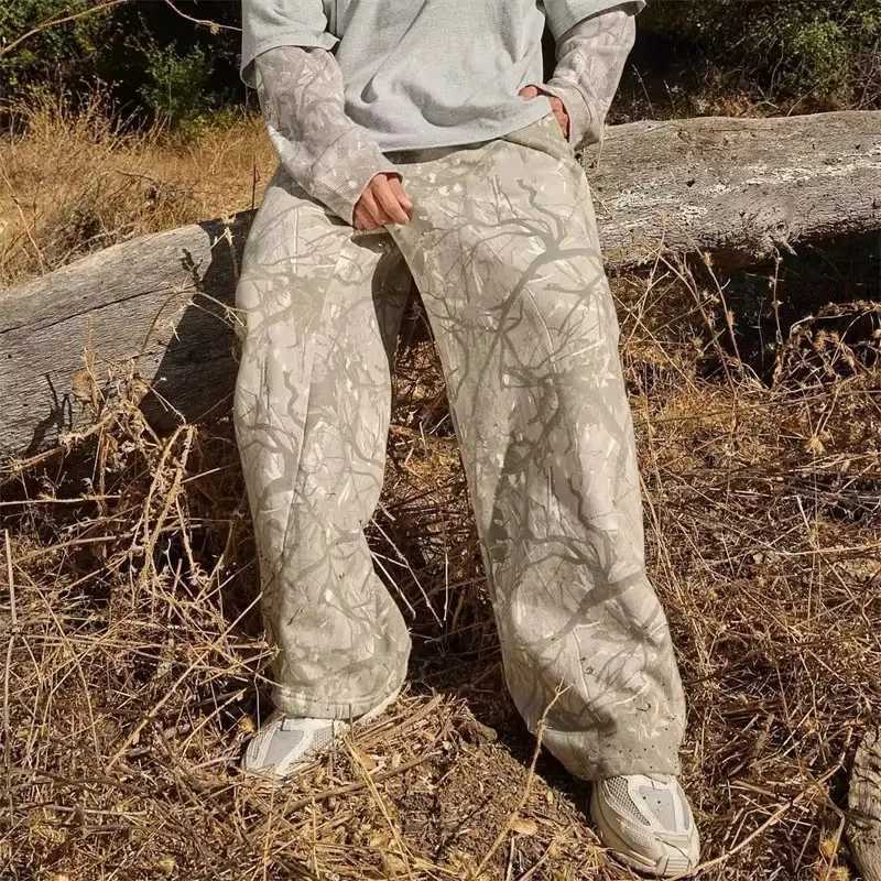 Spring 2025 new straight casual pants mens camouflage wide leg pants breathable running mens loose oversized mens sweaterXJ250410