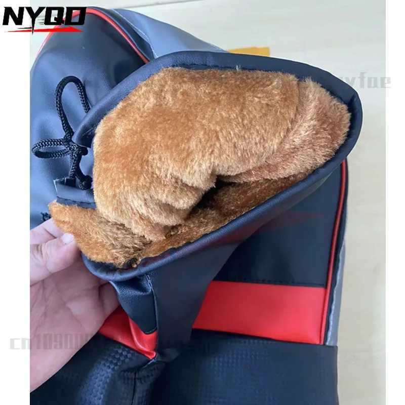 Motorcycle handlebars with reflective strips winter thick warm riding gloves Motorcycle Rainproof Handlebar Cover moto Guantes S25118