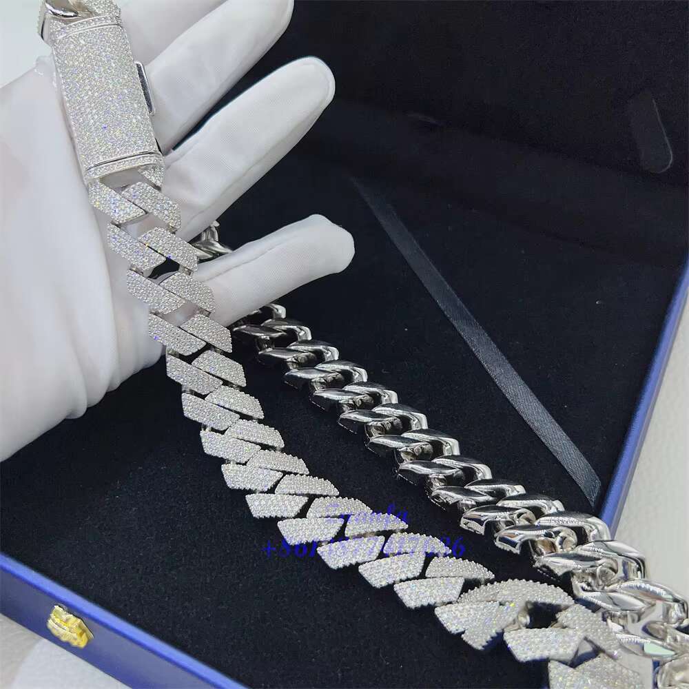 Pass Diamond Tester VVS Diamond Cuban Link Chain Luxury 15m18mm 20mm 4 Rows Hip Hop Jewelry Necklaces Moissanite Cuban Necklace