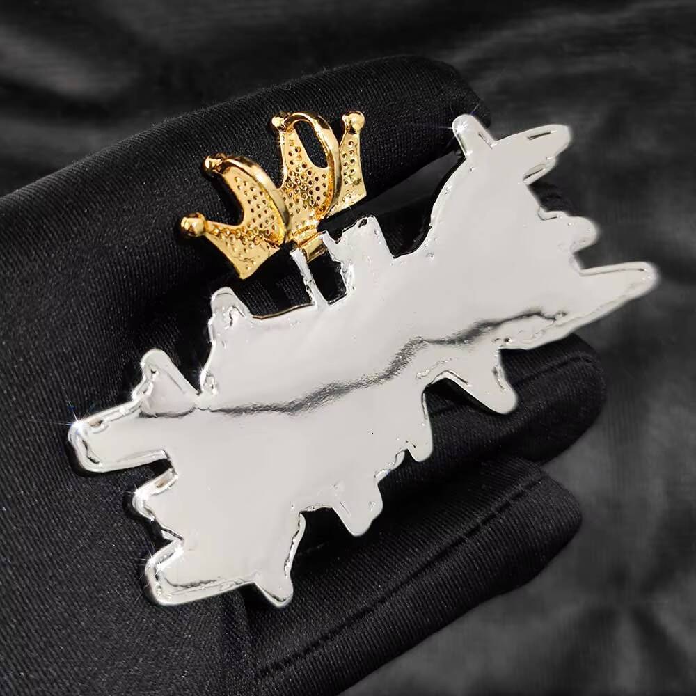 NUOYA Custom Cursive Letter Pendant Two Color Crown Hook Design Iced Out Diamond Name Pendant Hip Hop Jewelry Women Customizable