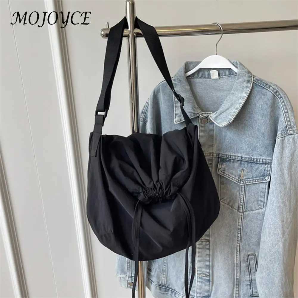 Women Drawstring Shoulder Bag Lightweight Crossbody with Adjustable Strap Ideal for Shopping and Outdoor ActivitiesT251110
