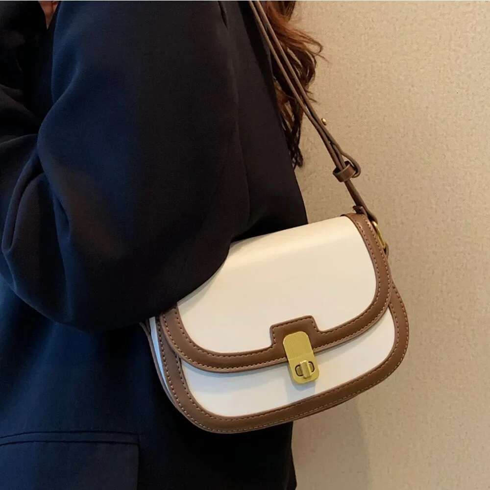 2025 new fashionable shoulder retro texture designer women's casual multifunctional crossbody bag trend shoulder bag5