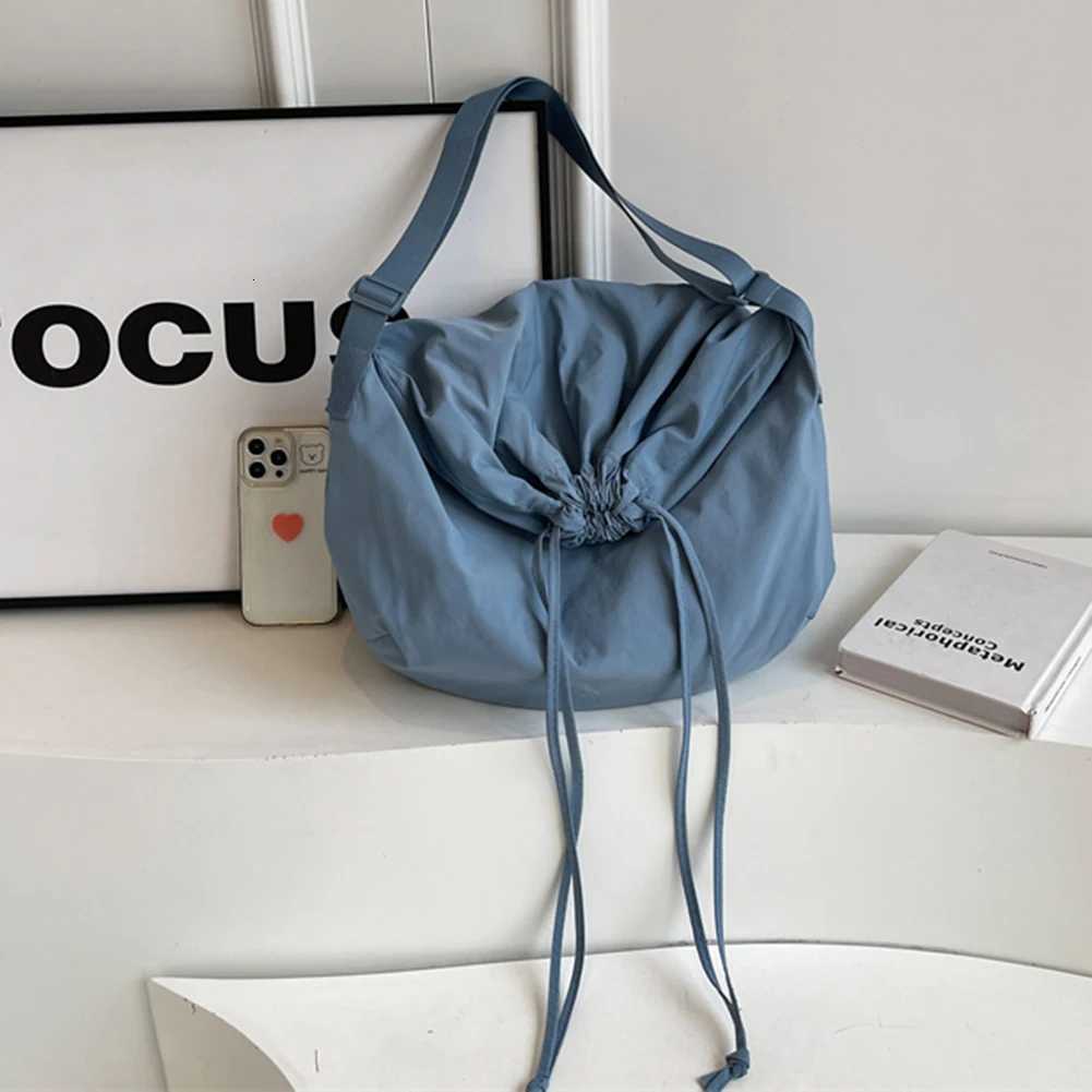 Women Drawstring Shoulder Bag Lightweight Crossbody with Adjustable Strap Ideal for Shopping and Outdoor ActivitiesT251110