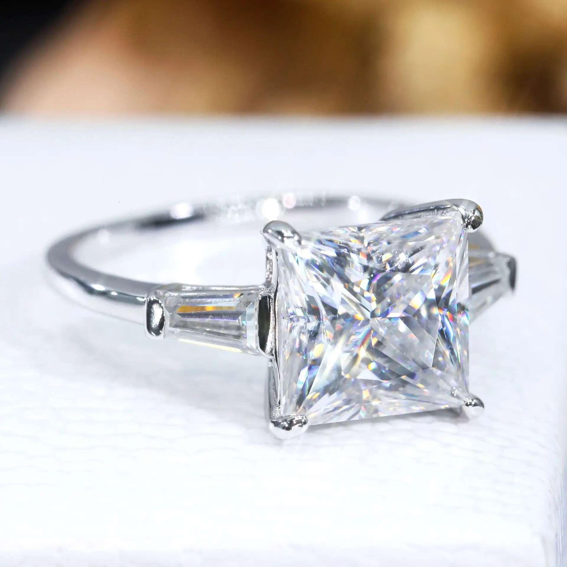 2/4/6CT Princess Full Moissanite Diamond D Color VVS Womens Ring S925 Sliver 18K White Gold Wedding Top Quality Rings for Women
