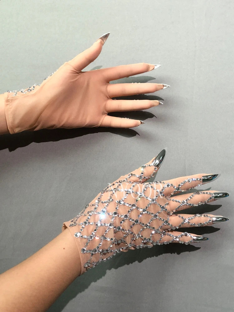 Shining Rhinestone Mesh Gloves Sexy Crystal Short Gloves Stage Performance Show Accessories Nightclub Party Outfit 250408