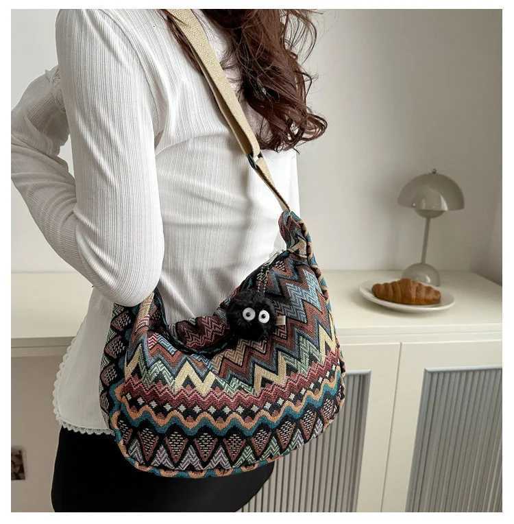 Ethnic style canvas crossbody bag womens large capacity shoulder bag all college students commuting dumpling bagT251110