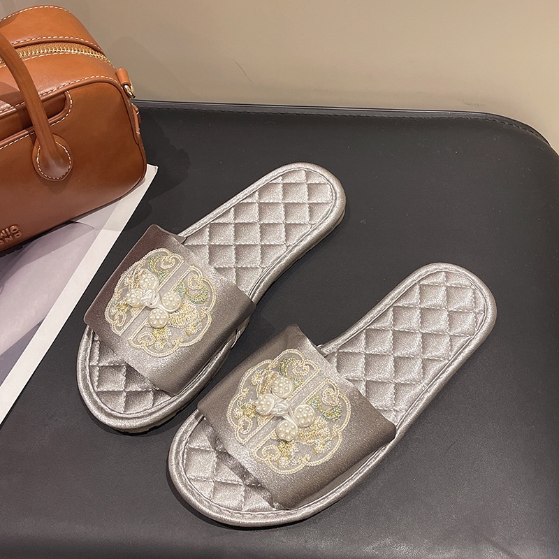 New free delivery summer fashion new Chinese flat bottomed home cool mop light black red designer women sizes 35-40