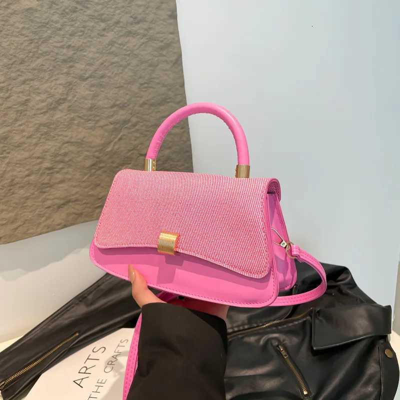 Spring New Women Luxury Handbag Fashionable Crossbody Bag Simple Square Bag Ins Style Shoulder BagT251110