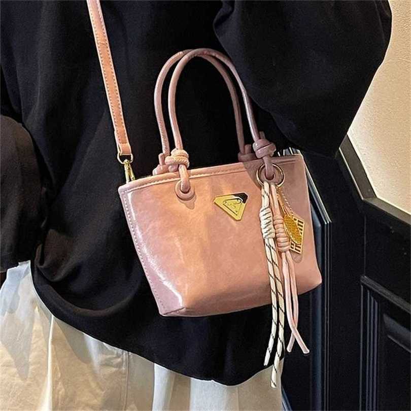 Spring and summer fashion high-end handbag for women new trendy Korean version versatile bucket ins crossbody bag bigclothfgg22