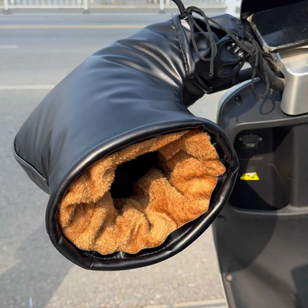 Winter cycling handlebars motorcycle electric bicycles warm hand guards S25118