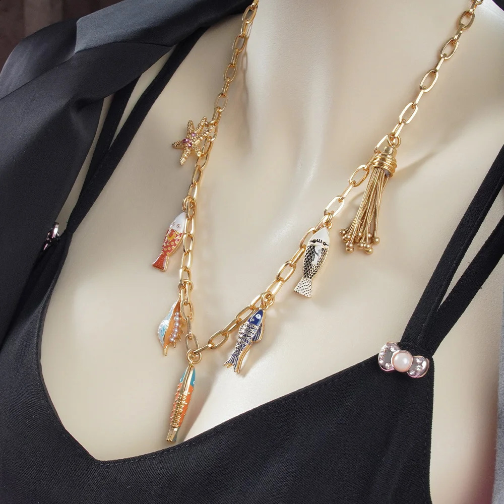 Vintage red white blue geometric resin lobster pendant necklace suitable for women bohemian statement Indian jewelry 250409