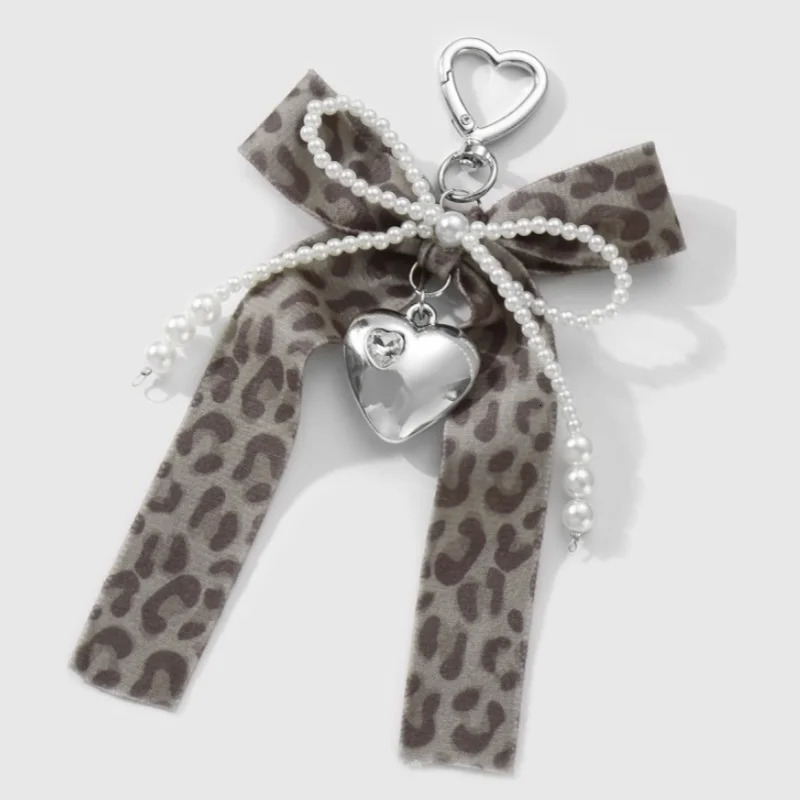Y2K Sweet Leopard Beads Ribbon Love Bow Keychain Imitation Pearl Key Ring Student Womens Charms Bag Backpack Pants Decoration 251110