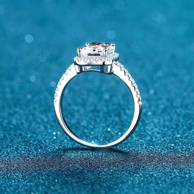 PYQ Vintage Halo Moissanite Diamond Ring 1ct-2ct Radiant Cut 925 Sterling Silver for Womens Wedding Engagement