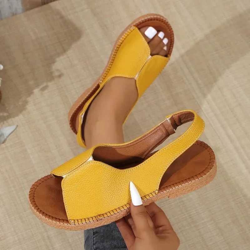 FI Womens Sandals 2025 New Roman Style High Quality Summer Lightweight Designer Shoe Buckle Beach SandalsXJ250410