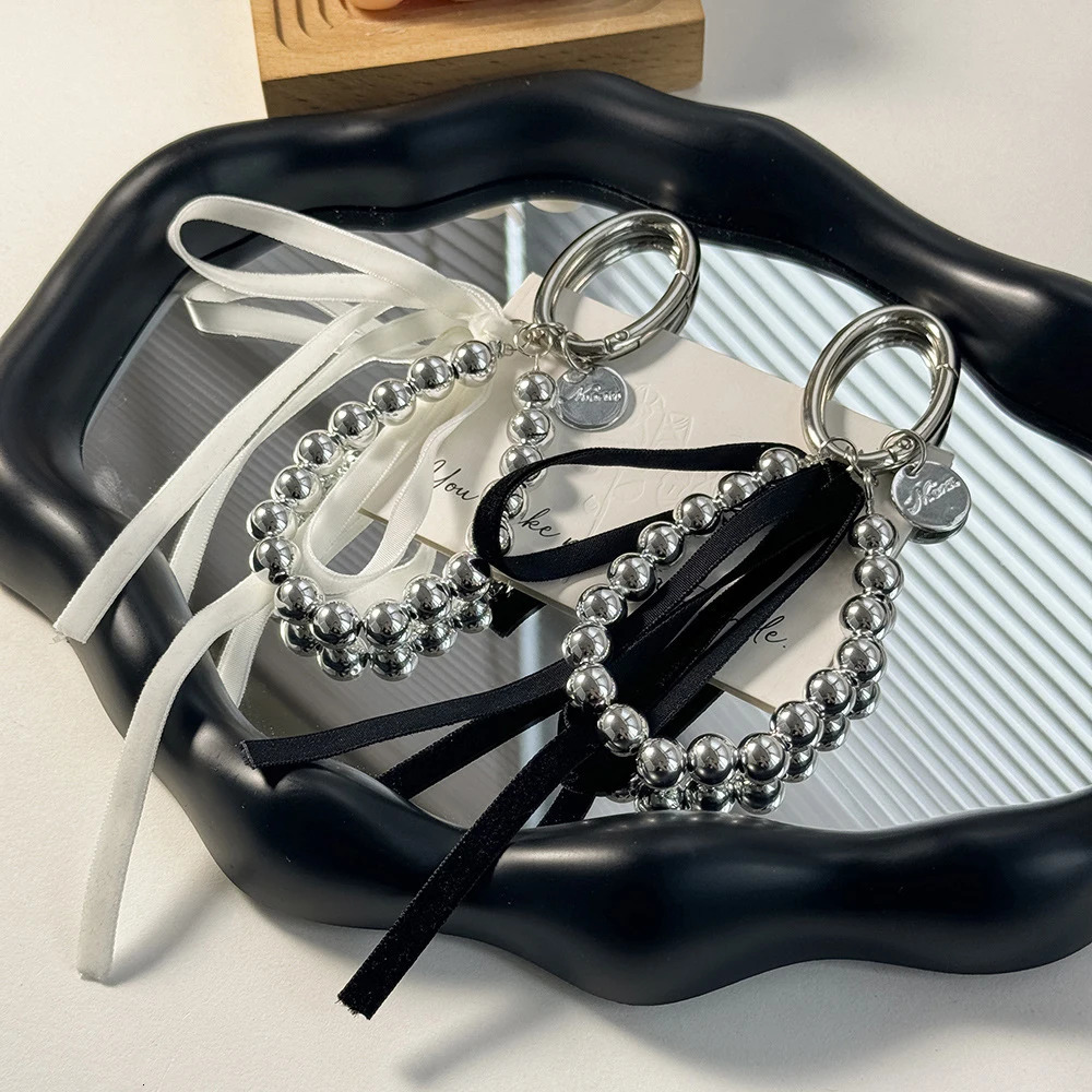 Elegant Pearls Ribbon Bowknot Bag Hanging Decoration Mobile Phone Keychain Retro Beads Key Rings Jewelry Girl Accessories 251110