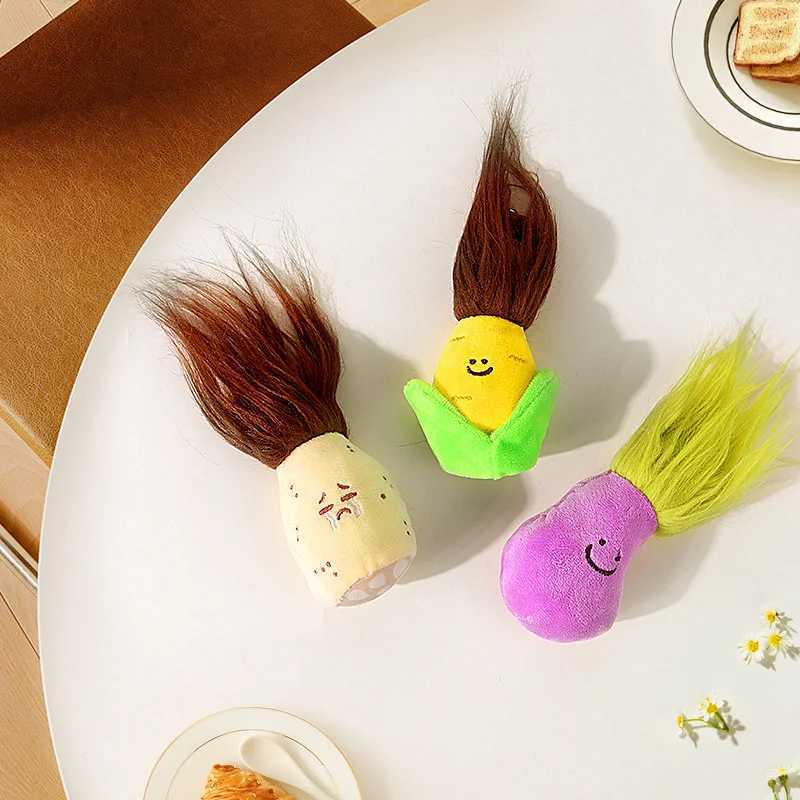 Creative vegetable keychain interesting broccoli scalp shape plush pendant cartoon garlic keychain cute keychain backpack pendant W250411