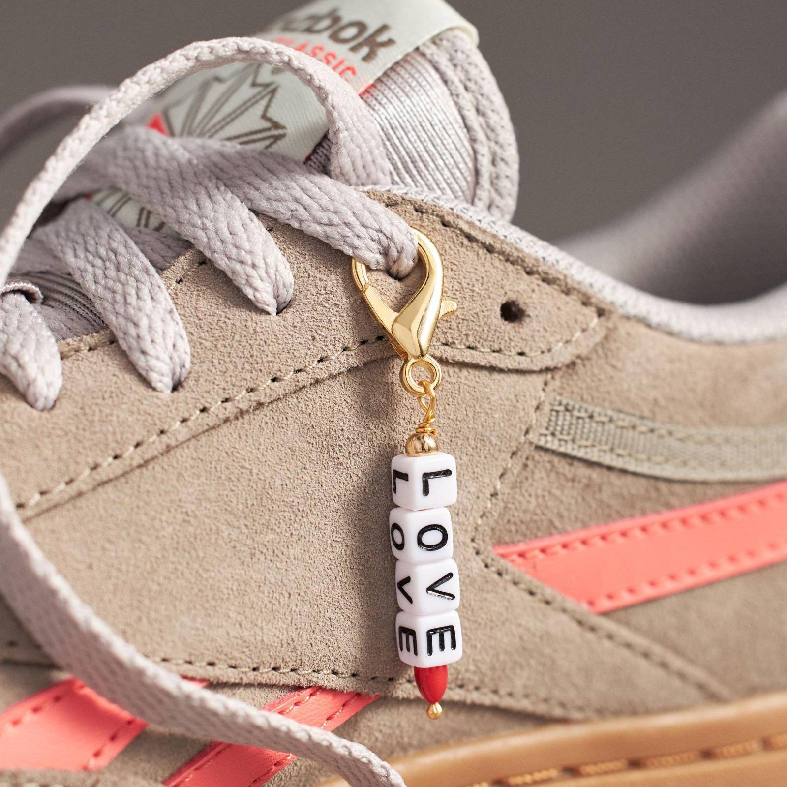 Trendy Handwoven DIY Keychain New Colorful Beaded Cord Shoelace Charm Viral Bag Hanger