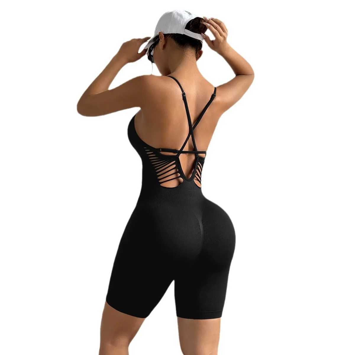 Womens fitness suit gym jumpsuit with cup short set womens track and field suit yoga suit sportswearW250411