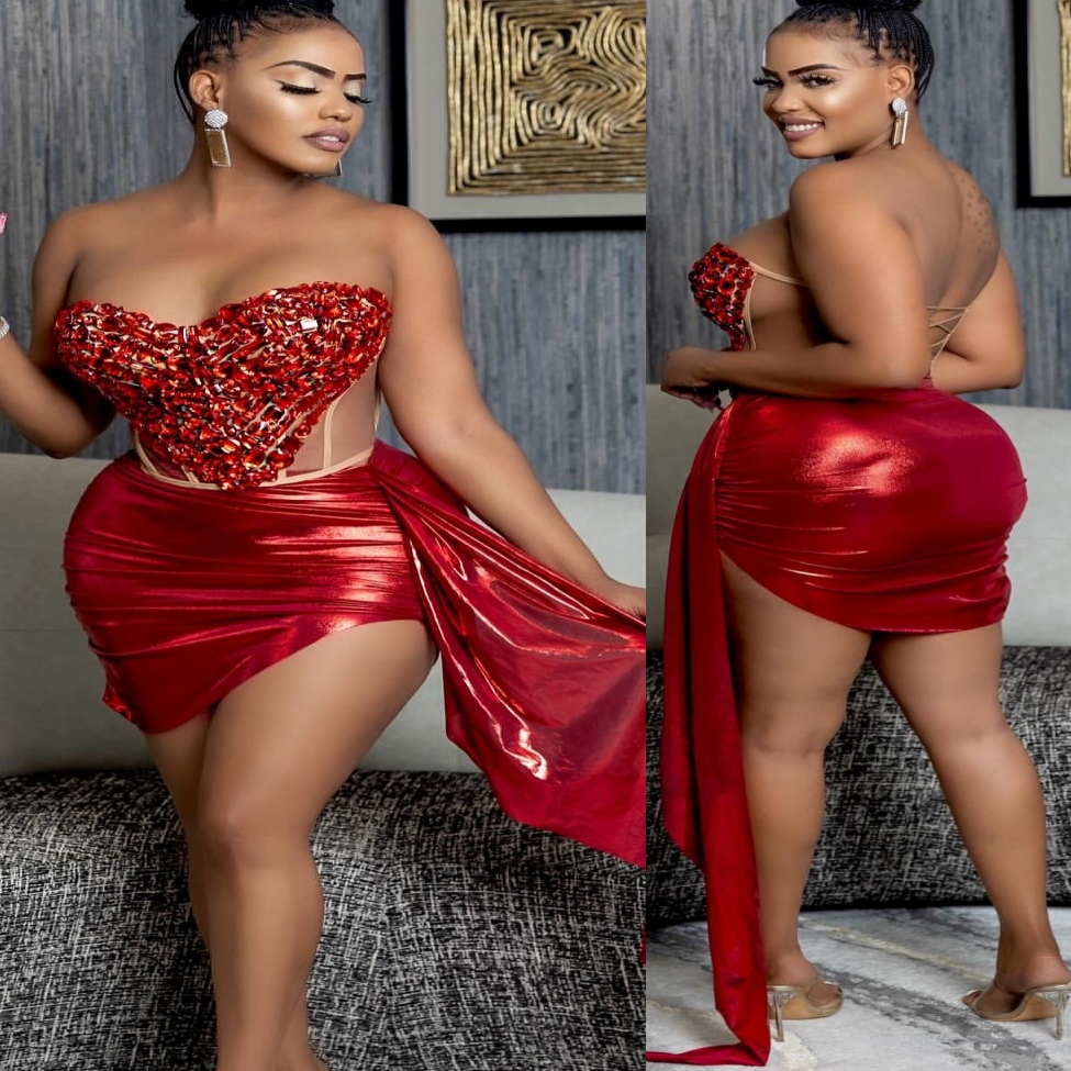 Chic Red Sheath Cocktail Dress Crystals Backless Sweetheart Satin Short Mini Graduation Homecoming Dresses For Special Occasions Sweetheart Gowns