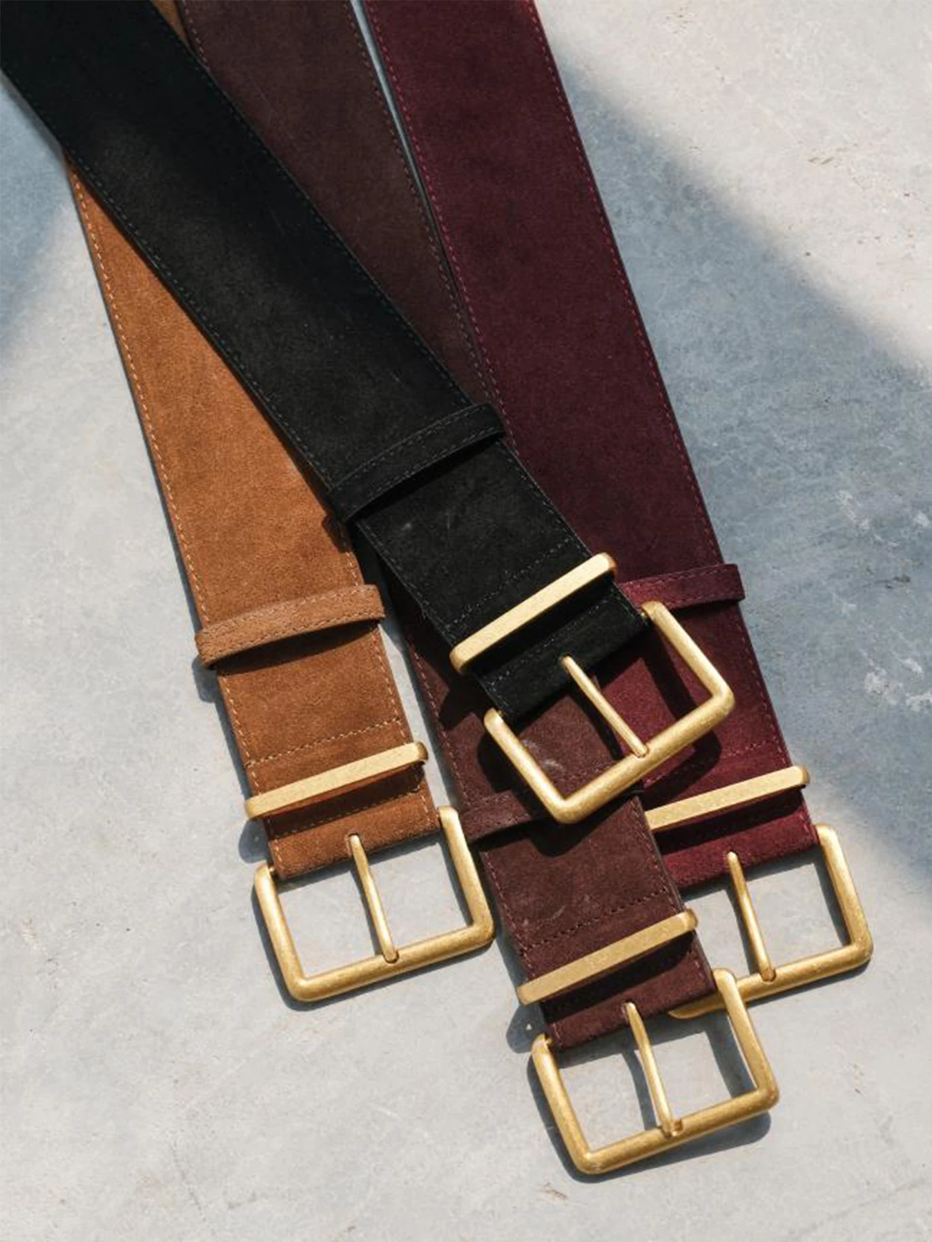 Ladies elegant suede cowhide belts retro style with gold buckle 43cm wide belts suitable for matching dresses and jeans 251110