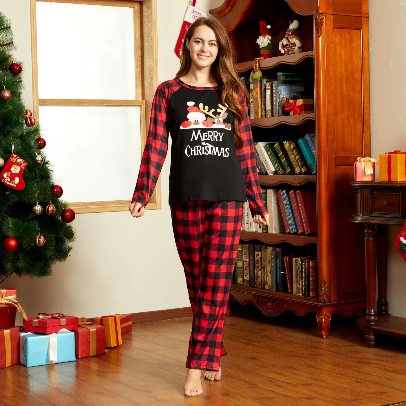 Christmas Pajamas Family Look Outfits Santa Claus Print Underwear Women Matching Clothes Set Casual Loose Sleep Men Clothing 251106