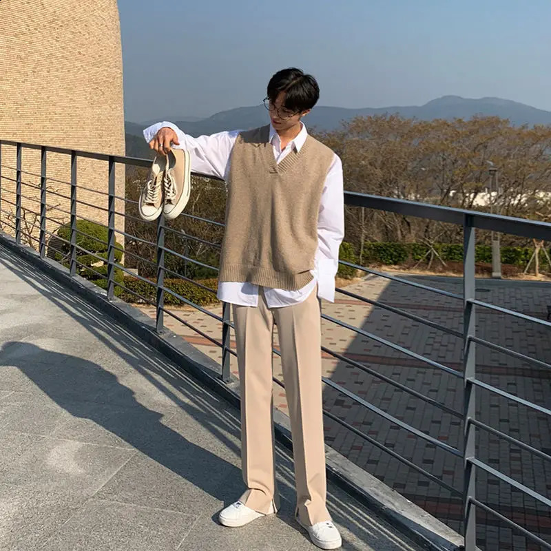 Korean fashion winter Vneck mens sweater vest sleeveless trend personalized loose casual college retro knitted A47 250411Z