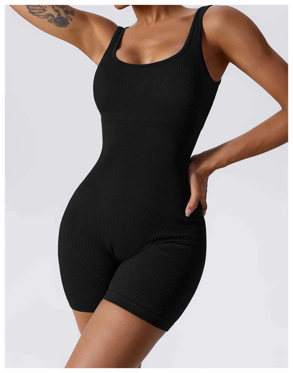 Seamless square neckline threaded short jumpsuit fitness and beauty yoga quick drying breathable tight fitting womens clothingW250411