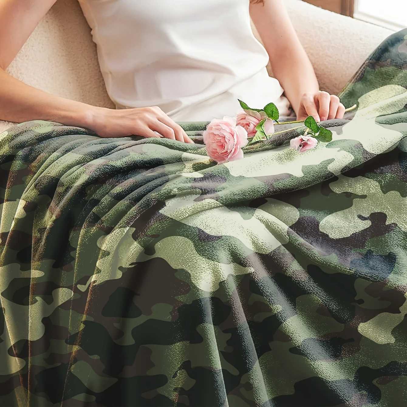 1pc Ultra-Soft Camo Flannel Blanket - Cozy Warm and Versatile for Sofa Bedroom or Living Room Decor Green/Brown Camouflage C251111