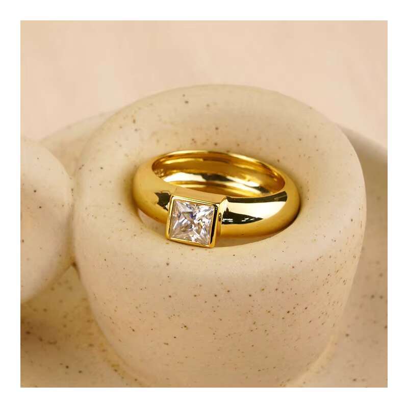 Moq 1pcs High Quality Moissanite Rings 925 Silver Square 1Ct Diamond Chunky Band Rings for Men Women Wedding