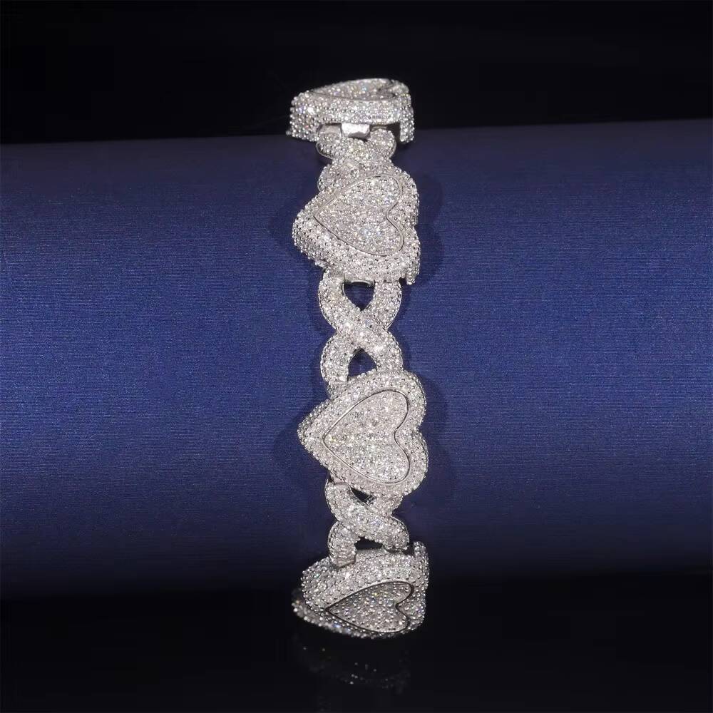 European American Hip-Hop Style 925 Silver Heart-Shaped Moissanite Bracelet Infinity Heart Bracelet Jewelry