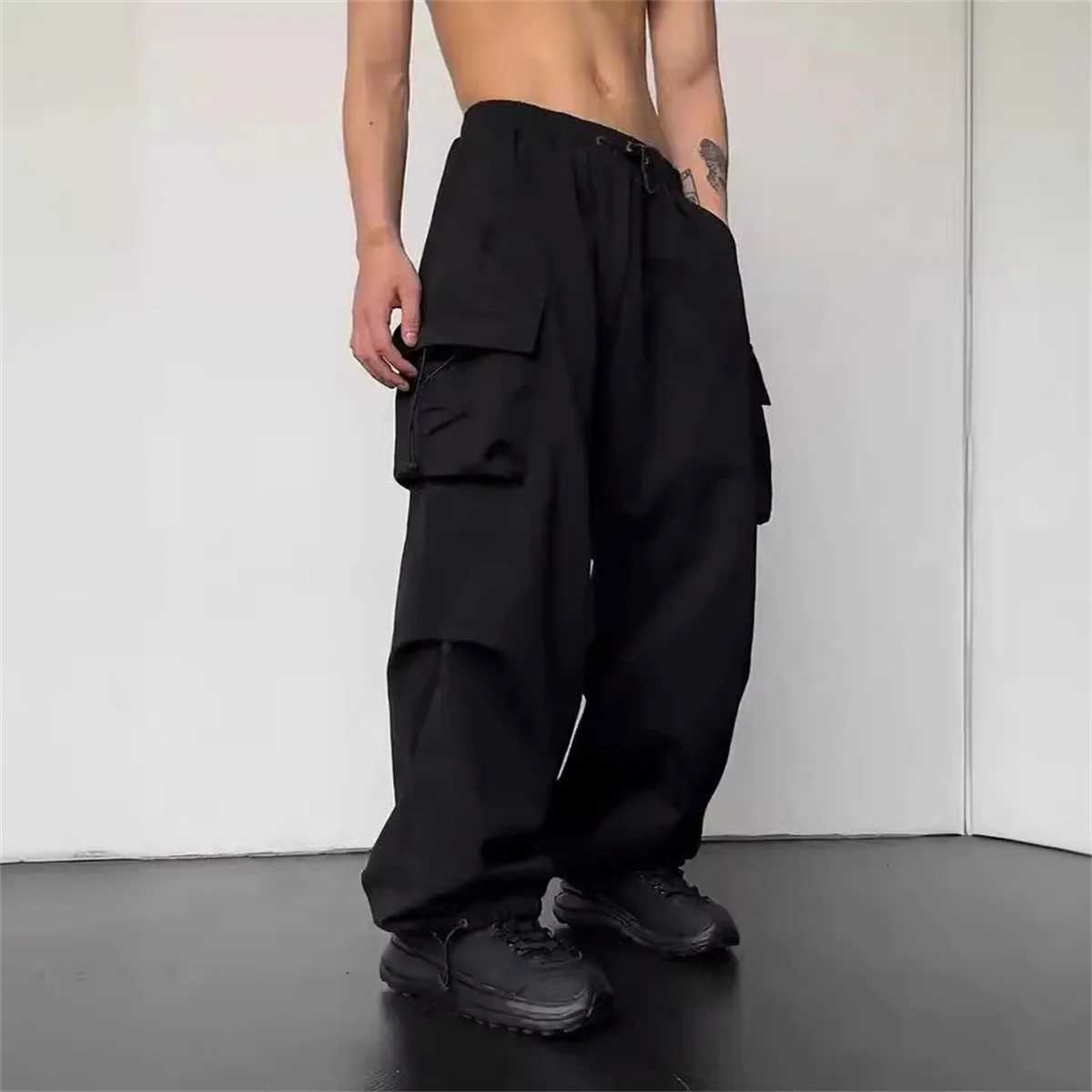Black mens hip-hop commodity pants casual summer solid multi pocket Trouser cool ribbon Techwear hip-hop sports pants boysXJ250410