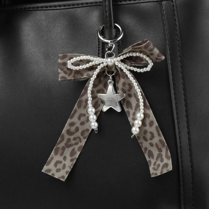 Y2K Sweet Leopard Beads Ribbon Love Bow Keychain Imitation Pearl Key Ring Student Womens Charms Bag Backpack Pants Decoration 251110