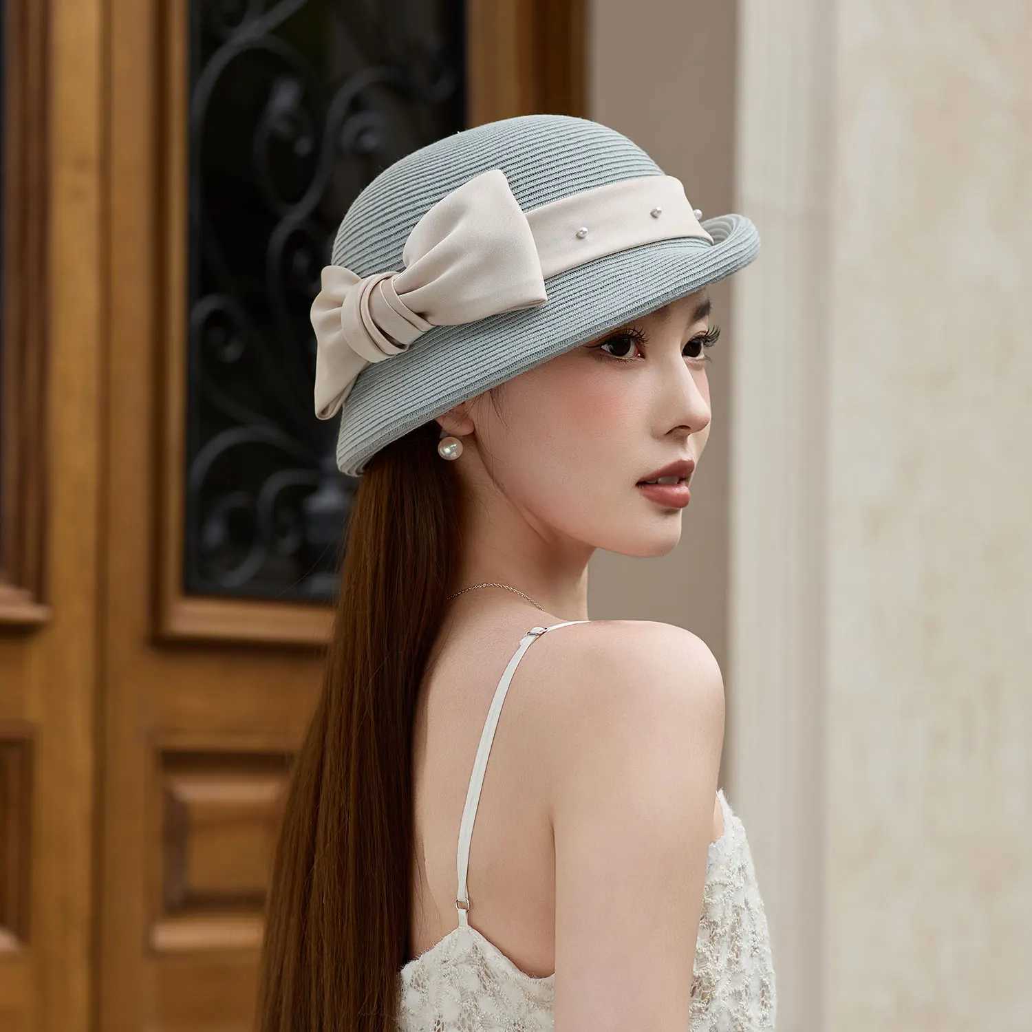 Handwoven Silk and linen Decoration Natural Grass 100% linen Straw Hat Vacation Sunscreen Pearl Sunshade Beach Hat Bow Sun VisorC250411