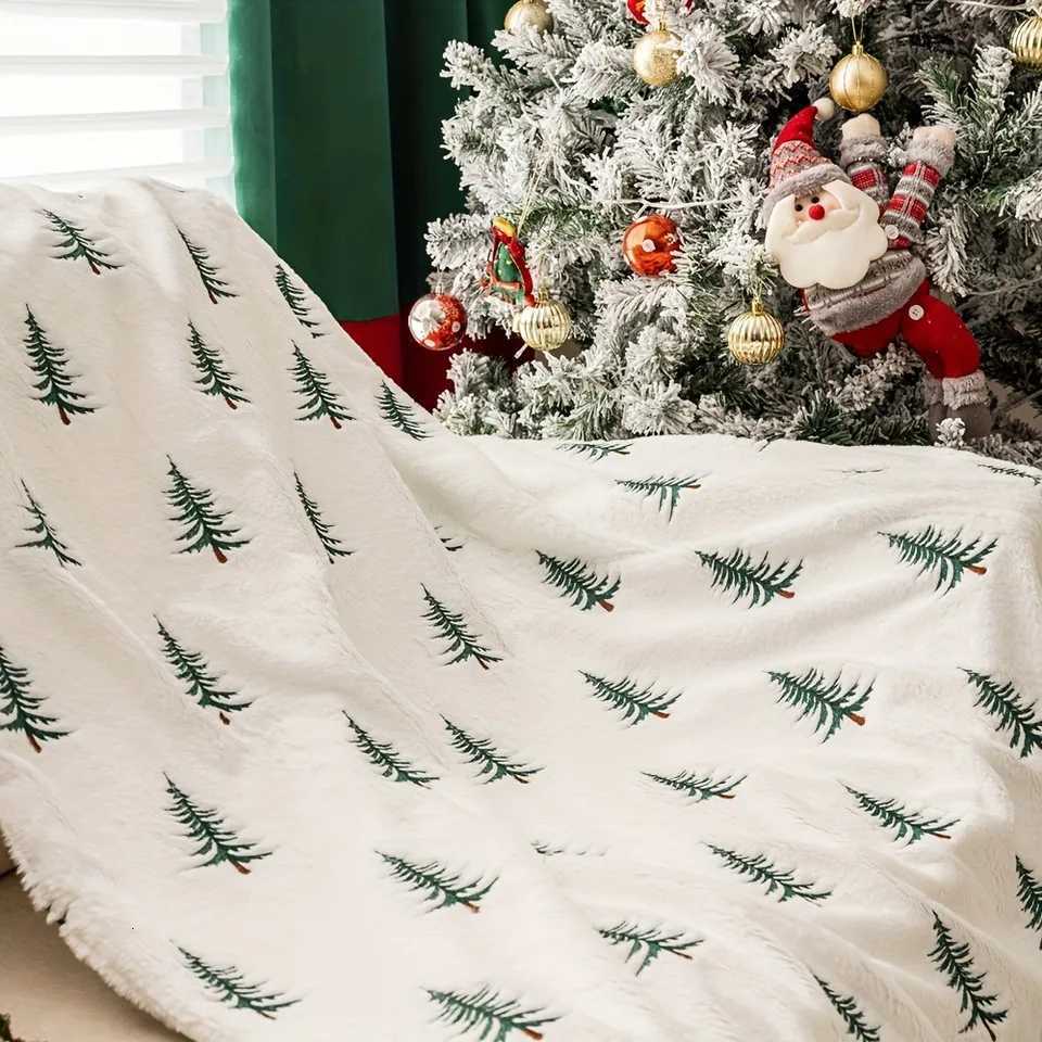 Soft Christmas Tree Print Warm And Comfortable Blanket As A Gift For Family And Friends Skin Friendly And Soft Sleeping Blanket C251111